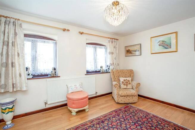 Dining Room 1.jpg