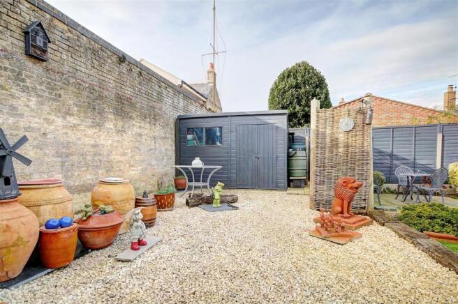 Garden 4.jpg