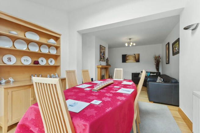 3 bed Semi-Detached for sale Image 8