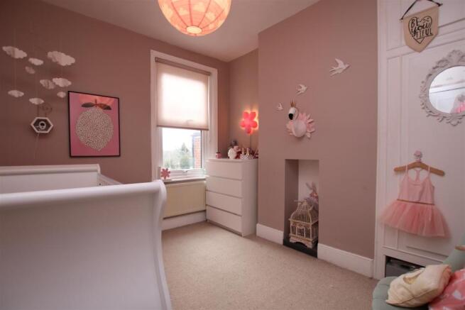 Bedroom 2.JPG