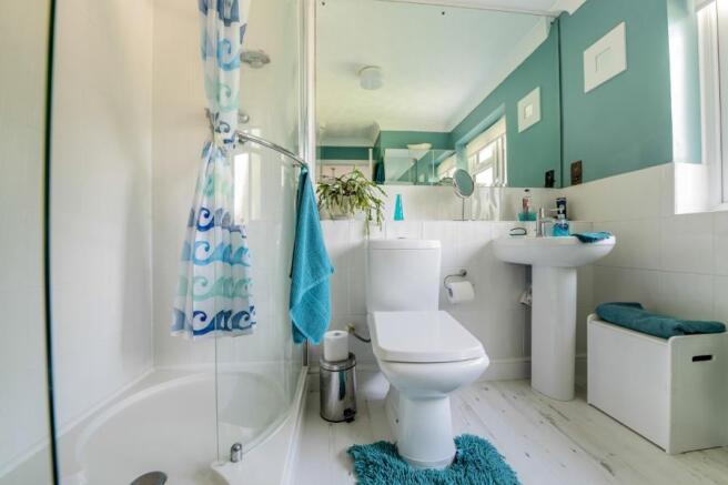 En Suite Shower Room