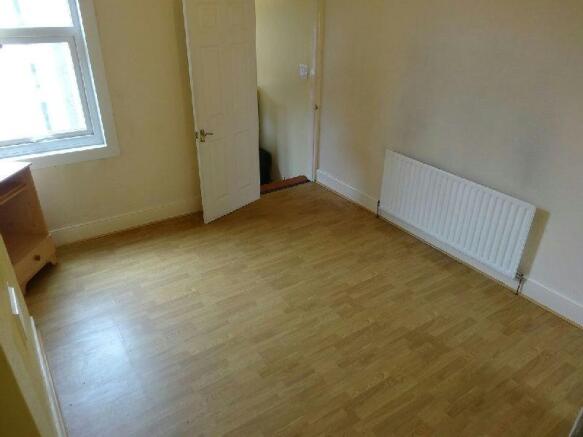 REAR LIVING/DINING R