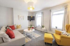 20b, Drummond Road, St Pauls, Bristol BS2 8UJ
