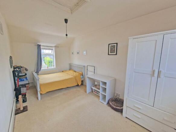 Bedroom2.jpg