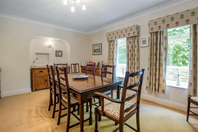 4 bed Semi-Detached for sale Image 6