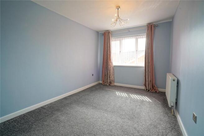 3 bed Semi-Detached for sale Image 8