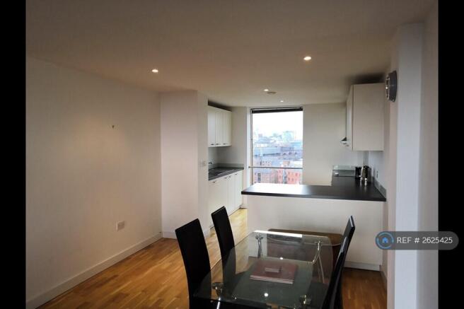 Kitchen & Dining Area