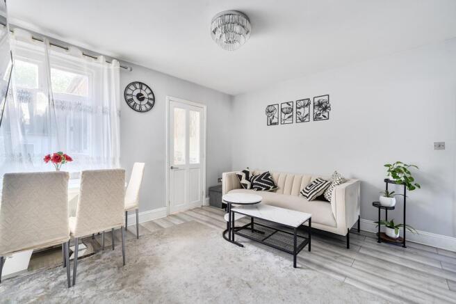 Iffley Road, Swindon, SN2 – pohled 4
