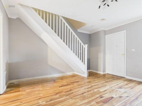 cam01332g0pr0645still002