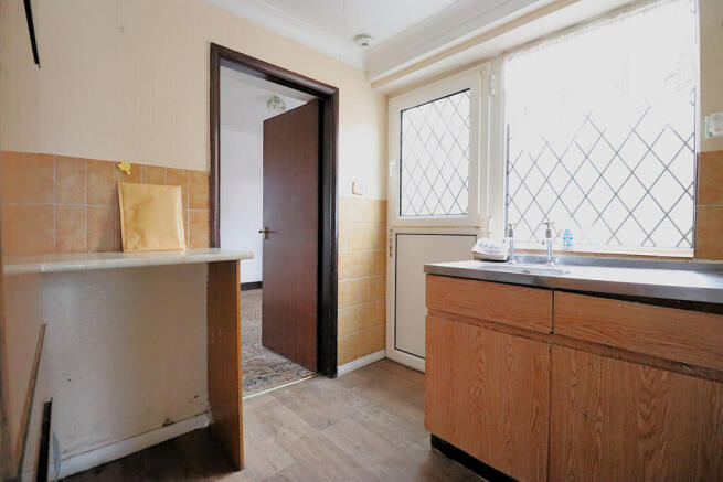 2 bed Terraced for sale Image 6