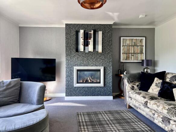 10 Holroyd Road, Kirkcudbright - Williamson and He