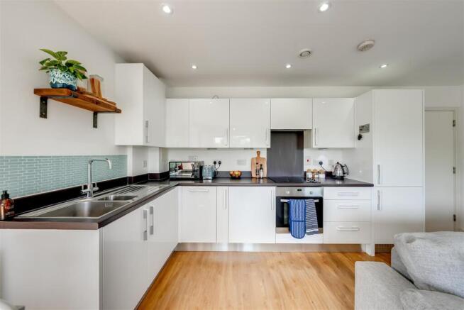 Lounge/Kitchen