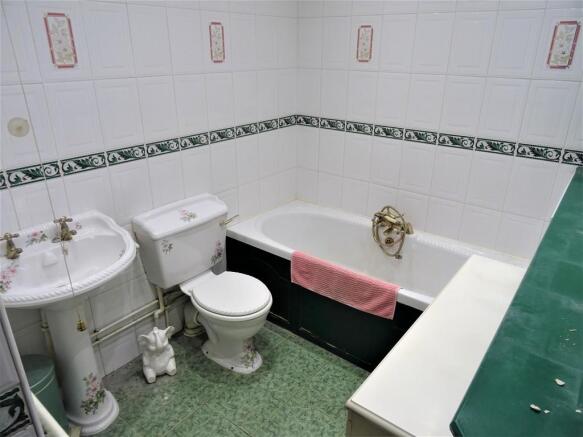 Ground Floor Bath...