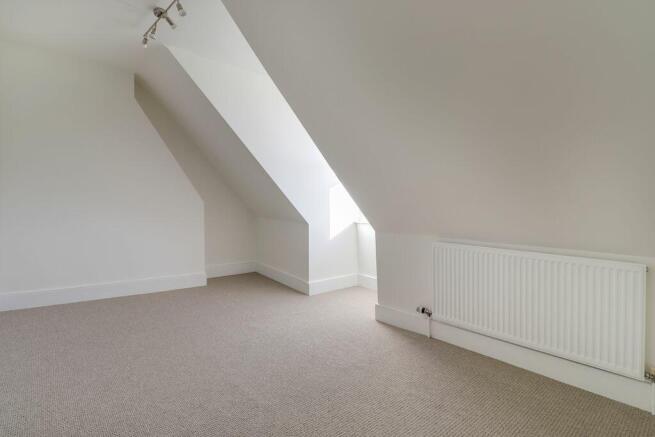 Bedroom 3 (Double)