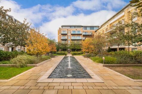 Concord Court, Palladian Gardens, London, W4
