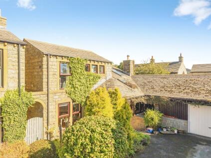 Paris Mews, Scholes, Holmfirth