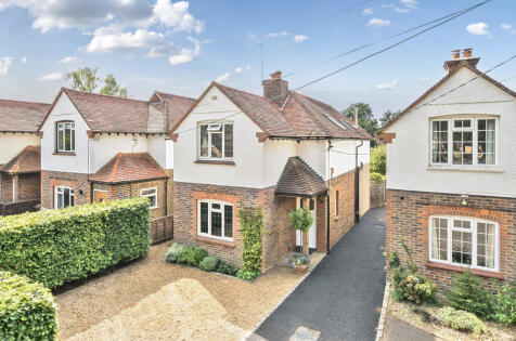 Oxted Green, Milford, Godalming, Surrey, GU8