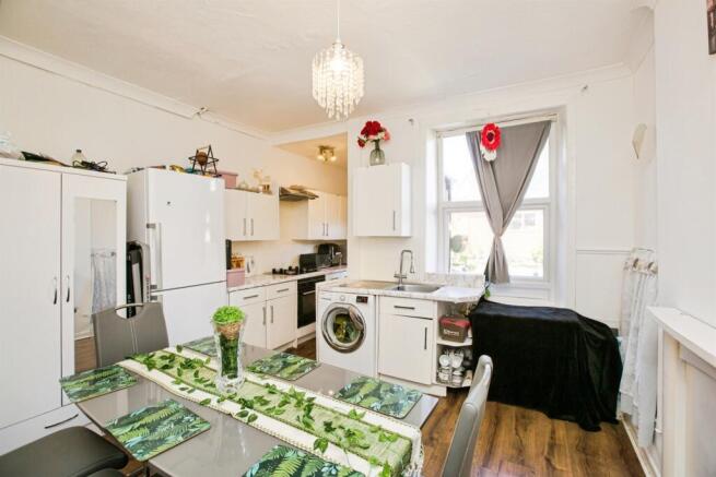 2 bed End of Terrace for sale Image 9