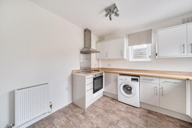 1383636-8-692723b...