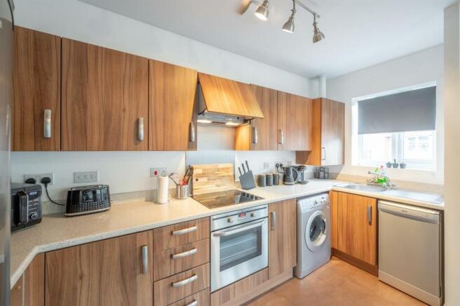 Kitchen2.jpeg