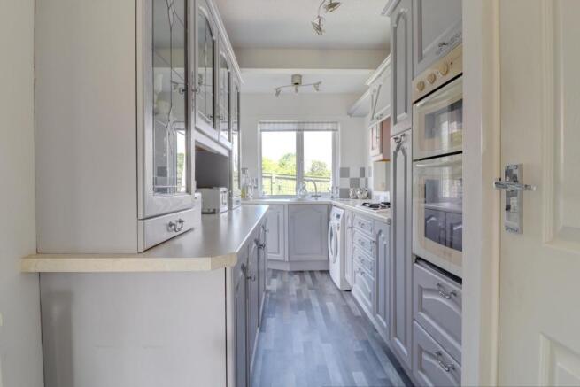 Kitchen ii.jpg