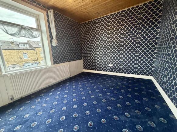 3 bed Terraced to rent Image 8