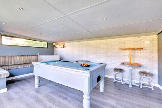 Summer House_1.jpeg