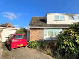 104, Greenlands Road, East Cowes PO32 6HT