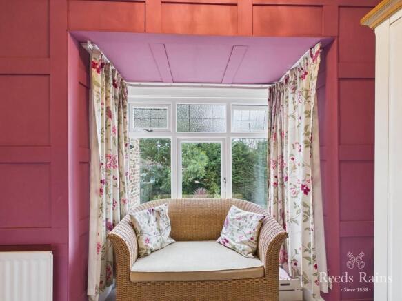 4 bed Semi-Detached for sale Image 12
