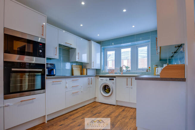 2 bed Town House for sale Image 7