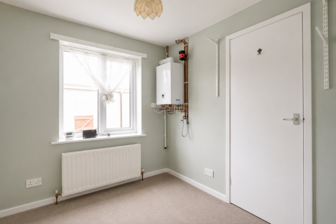 3 bed Terraced for sale Image 4