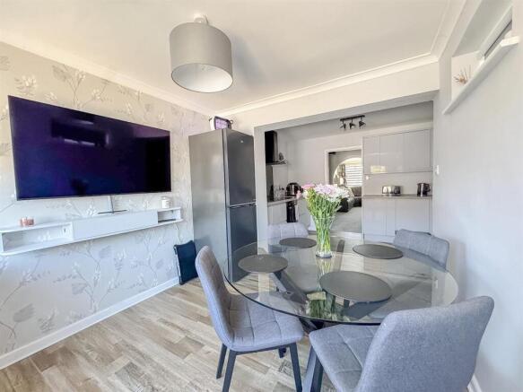 Kitchen / Diner