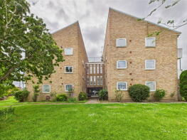 8, Woodmancote Court, Blenheim Road, Horsham RH12 5FE