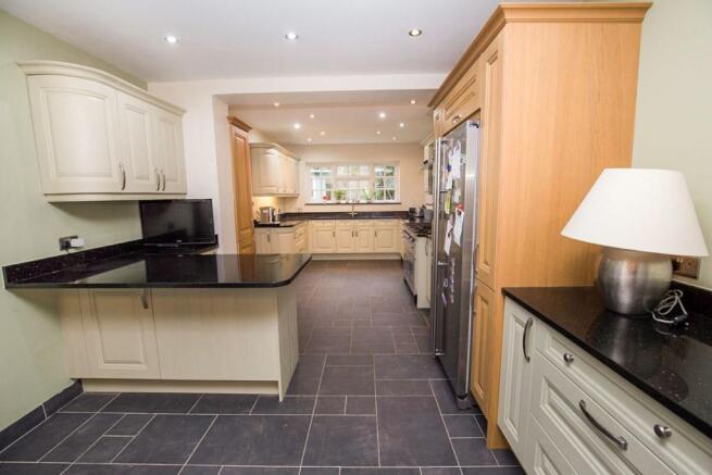 Kitchen/Breakfast