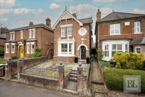 60, Bergholt Road, Colchester CO4 5AE