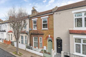40, Hereward Road, London SW17 7EY