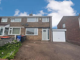 77, Ledbury Road, Normoss FY3 7SR