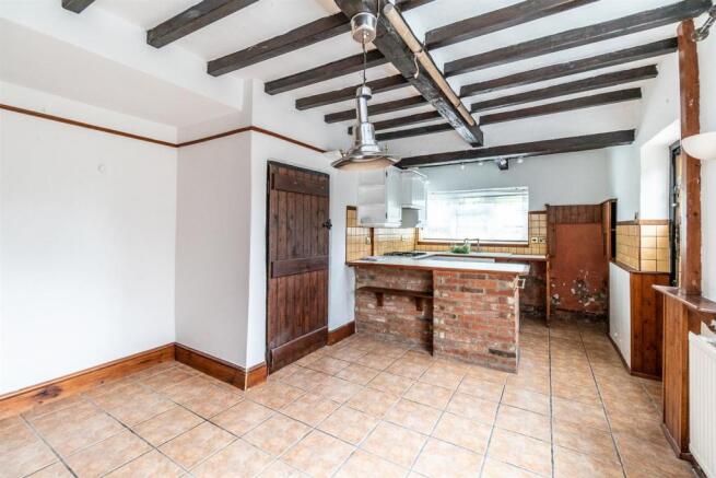 DINING/KITCHEN