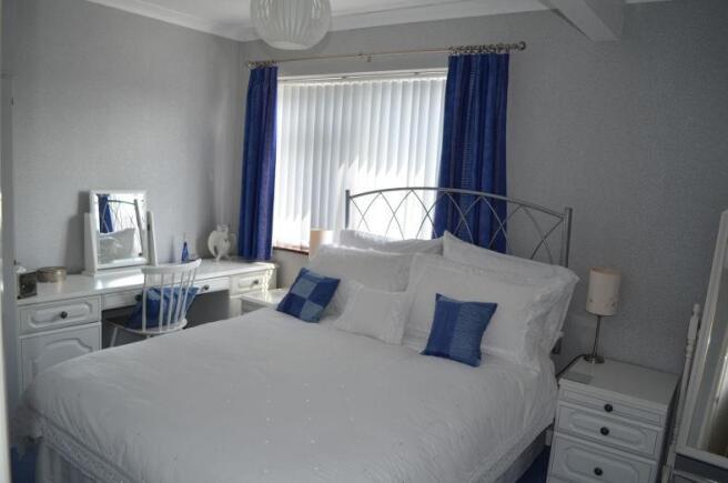 bedroom 3.jpg