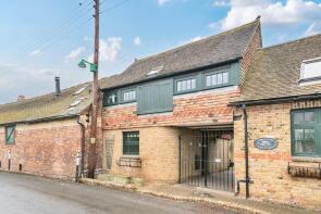 2, The Courtyard, Durlock Road, Staple CT3 1JD