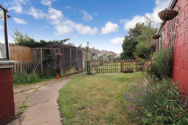 Detached Garage