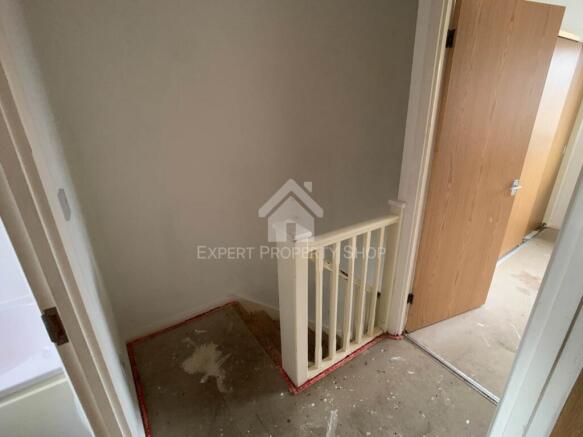 2 bed Semi-Detached for sale Image 6