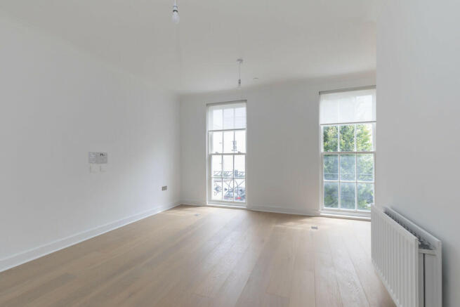 14 Regency Place-...