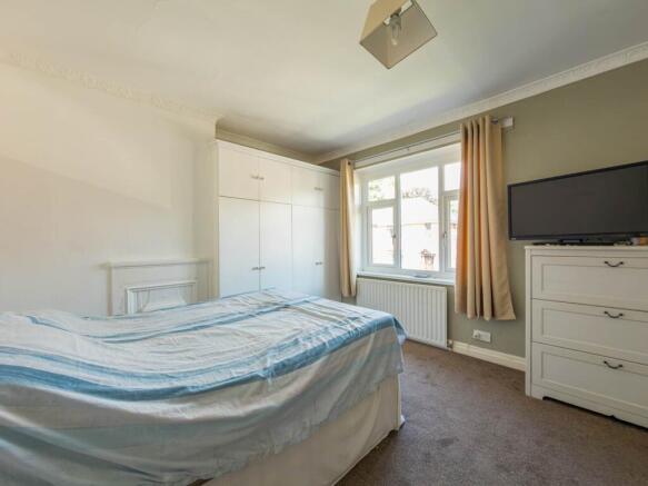 2 bed Town House for sale Image 9