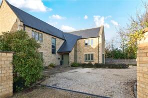 64, West End, Towcester NN12 8UY