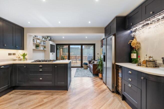 Fitted Kitchen