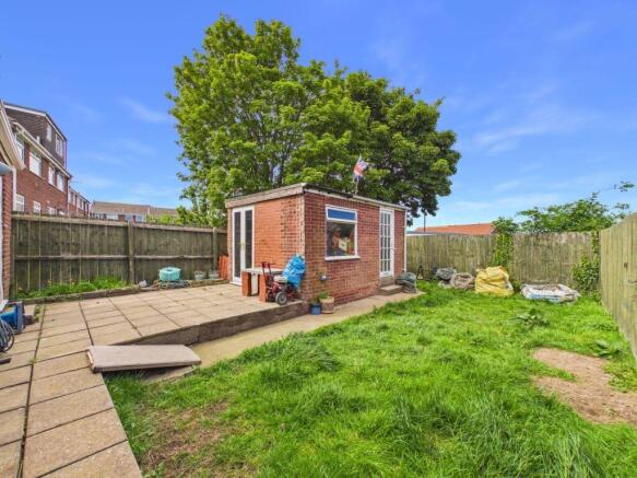 3 bed Semi-Detached for sale Image 11