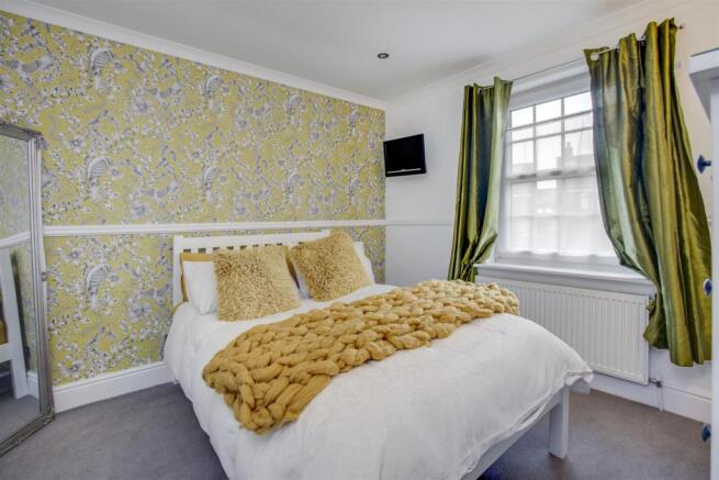 4 Selwood Way Bedroom 3.jpg