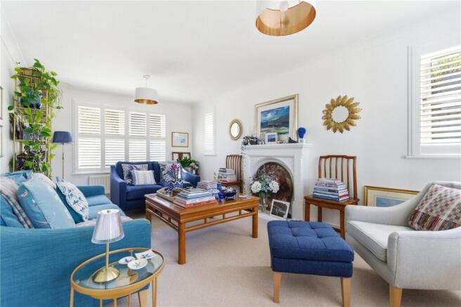 32 Trainer's Brae, North Berwick, East Lothian, EH39 4NR photo 4