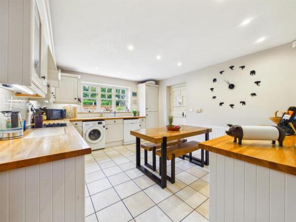 Kitchen/ Breakfast Room.jpg